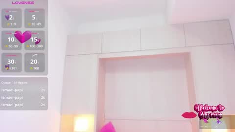 Snapshot of trishamoon chatting on 12-27-24, 09:39 TRISHA online show from 12-27-24, 09:39