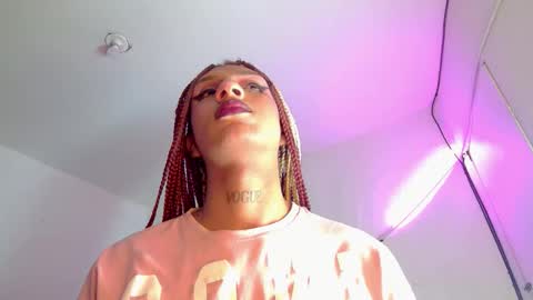 Snapshot of trix_ebony chatting on 02-09-26, 02:04 trix_ebony online show from 02-09-26, 02:04