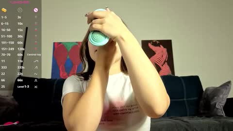 trixibell online show from 10-14-25, 04:24