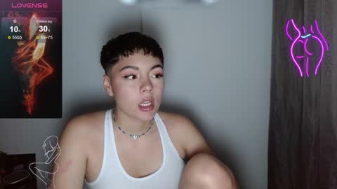 Kitty online show from 03-06-25, 04:52