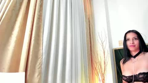 Trixie Ray online show from 11-25-25, 08:09