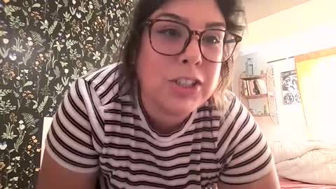 Trixy King online show from 12-13-24, 08:26