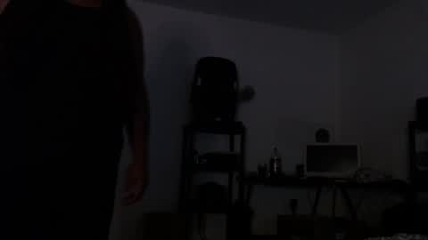 Snapshot of trmdstrong chatting on 10-18-25, 08:59 Trmdstrong online show from 10-18-25, 08:59