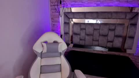   online show from 01-29-25, 07:53