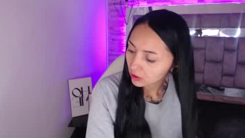   online show from 02-11-25, 12:16