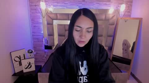  online show from 03-12-25, 11:53