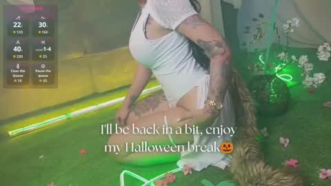 Snapshot of truelove_art chatting on 11-05-25, 11:54 online show from 11-05-25, 11:54