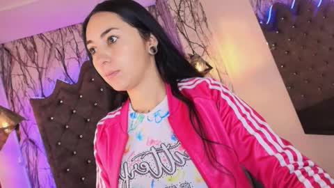 Snapshot of truelove_art chatting on 12-02-25, 12:43 online show from 12-02-25, 12:43