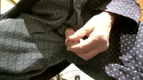 Snapshot of try1099 chatting on 12-06-24, 09:35 Very Happy man online show from 12-06-24, 09:35