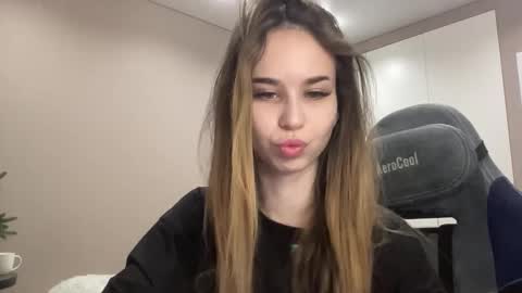 tryme_muse online show from 12-22-25, 05:10