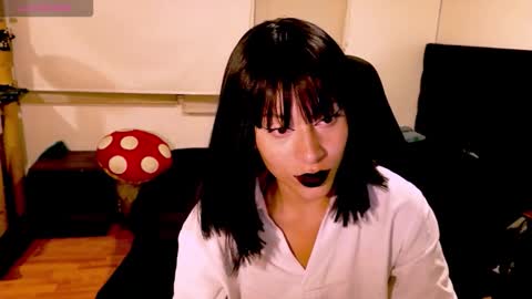 Snapshot of tryp666 chatting on 11-03-25, 05:42 Cait online show from 11-03-25, 05:42