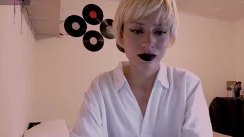 Snapshot of tryp666 chatting on 11-06-25, 04:46 Cait online show from 11-06-25, 04:46