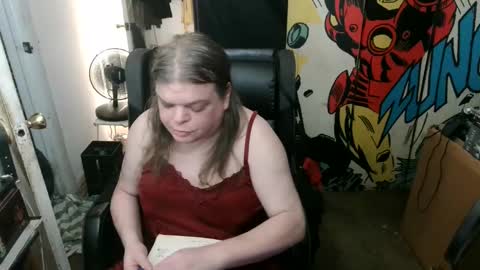 Anne online show from 02-14-25, 02:02