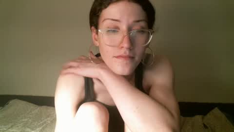 Snapshot of ts_librarian chatting on 02-23-25, 10:17 Elisabeth online show from 02-23-25, 10:17