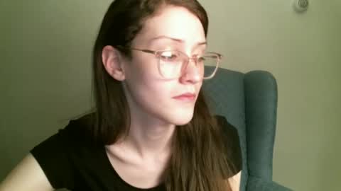 Snapshot of ts_librarian chatting on 10-25-25, 12:51 Elisabeth online show from 10-25-25, 12:51