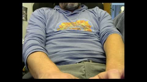 Snapshot of ts_tower79 chatting on 09-22-25, 08:33 LuvAll online show from 09-22-25, 08:33