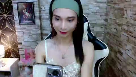Tina online show from 12-03-24, 12:16