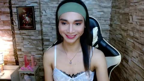 Tina online show from 01-31-25, 05:40
