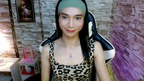 Tina online show from 02-19-25, 07:59