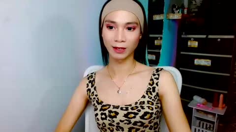 Tina online show from 10-02-25, 06:26