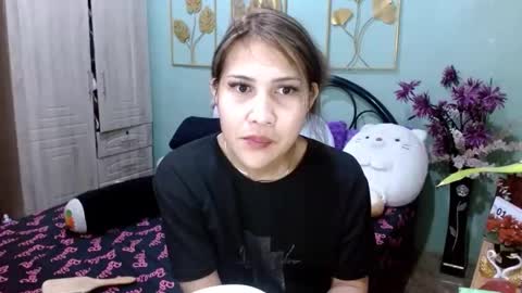 SHENA  online show from 02-15-25, 10:33