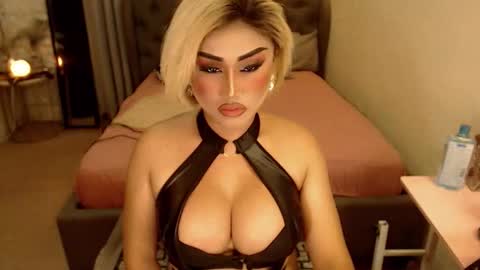 SEDUCTIVEmistresCUMS online show from 02-16-26, 03:30