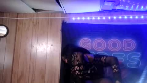 Snapshot of tsnitra chatting on 11-10-25, 07:40 TsNitra online show from 11-10-25, 07:40