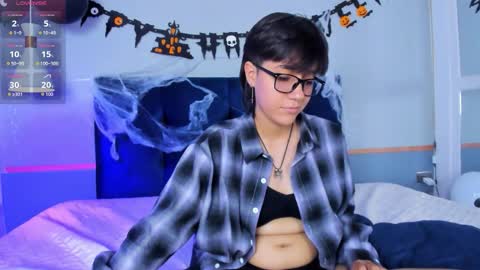 Maru online show from 10-17-25, 08:33