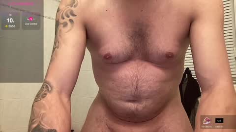 Snapshot of tt_boy2000 chatting on 01-25-25, 04:34 TT Boy2000 online show from 01-25-25, 04:34