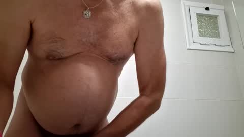 Snapshot of tubsy6868 chatting on 10-16-25, 11:22 tubsy6868 online show from 10-16-25, 11:22