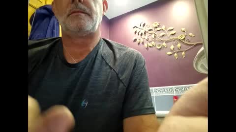 Snapshot of tubsy6868 chatting on 10-26-25, 04:24 tubsy6868 online show from 10-26-25, 04:24