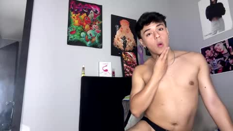 tuenkim_ online show from 01-22-25, 04:33