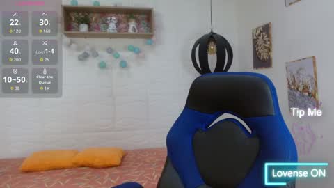 tulunaroja online show from 11-19-25, 07:36