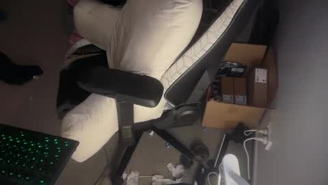 Snapshot of tung247 chatting on 11-06-25, 01:56 tung247 online show from 11-06-25, 01:56