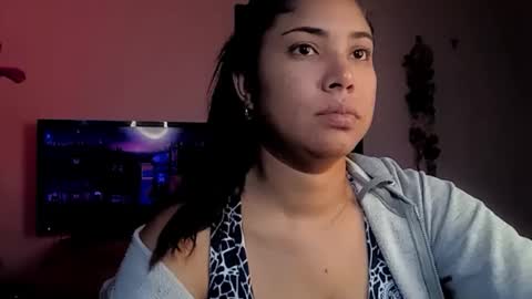 Snapshot of tuti_penelope chatting on 10-18-25, 11:33 tuti_penelope online show from 10-18-25, 11:33