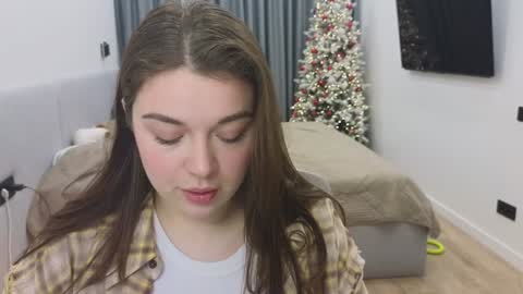 Ariana online show from 12-26-24, 09:37