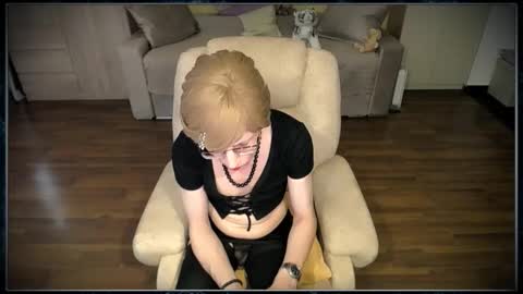 Clementine online show from 10-17-25, 08:17