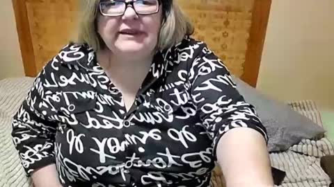 Lana online show from 02-08-25, 12:49