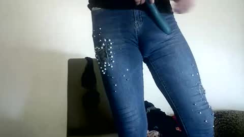 Snapshot of tvsheila chatting on 11-12-25, 11:25 cd sheila online show from 11-12-25, 11:25