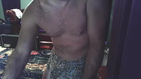 Snapshot of twerkyballs chatting on 09-09-25, 10:15 twerkyballs online show from 09-09-25, 10:15