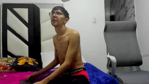 twink_joss online show from 11-04-25, 08:08