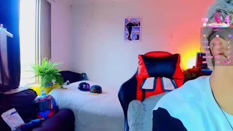 Snapshot of twink_sebas_ chatting on 11-15-25, 03:08 Bad boy sebastian online show from 11-15-25, 03:08