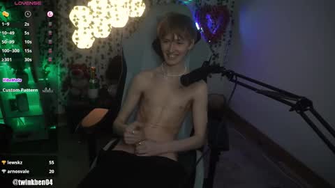 Snapshot of twinkben04 chatting on 09-08-25, 09:14 Ben online show from 09-08-25, 09:14