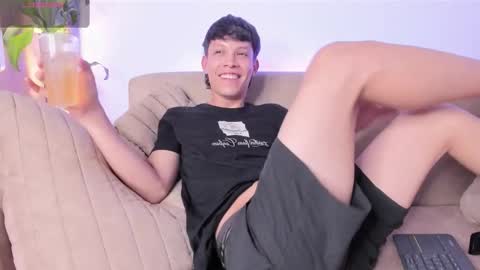 twinksboys_23 online show from 10-08-25, 09:01