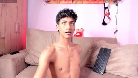 twinksboys_23 online show from 11-18-25, 02:43