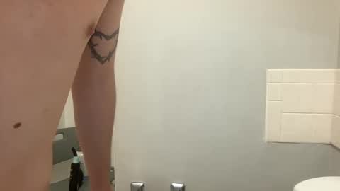 Snapshot of twinkycameron chatting on 10-07-25, 08:11 twinkycameron online show from 10-07-25, 08:11