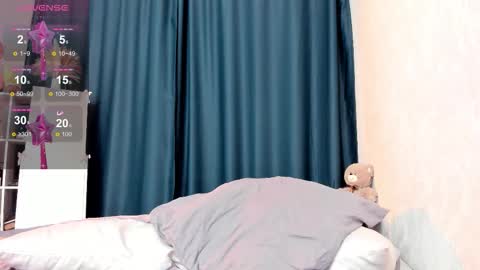 SophiAlex online show from 12-19-25, 02:40