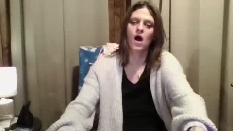 twizzler_twizzle online show from 03-06-26, 04:53