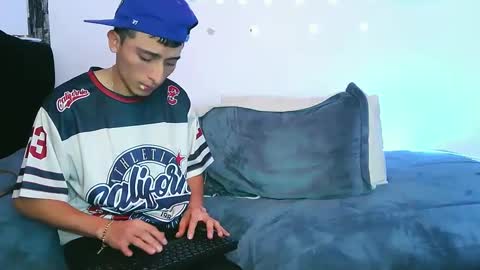 twoguysshohot online show from 09-18-25, 12:34