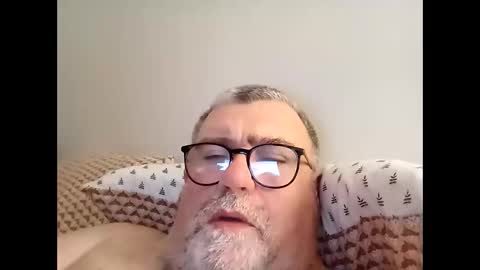 twohats2810 online show from 03-13-26, 07:09